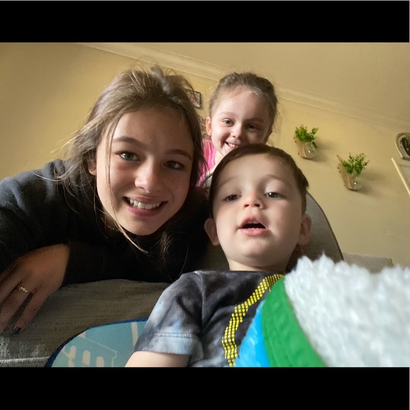 Meet your Posher, Hope - Picture 5 of 8